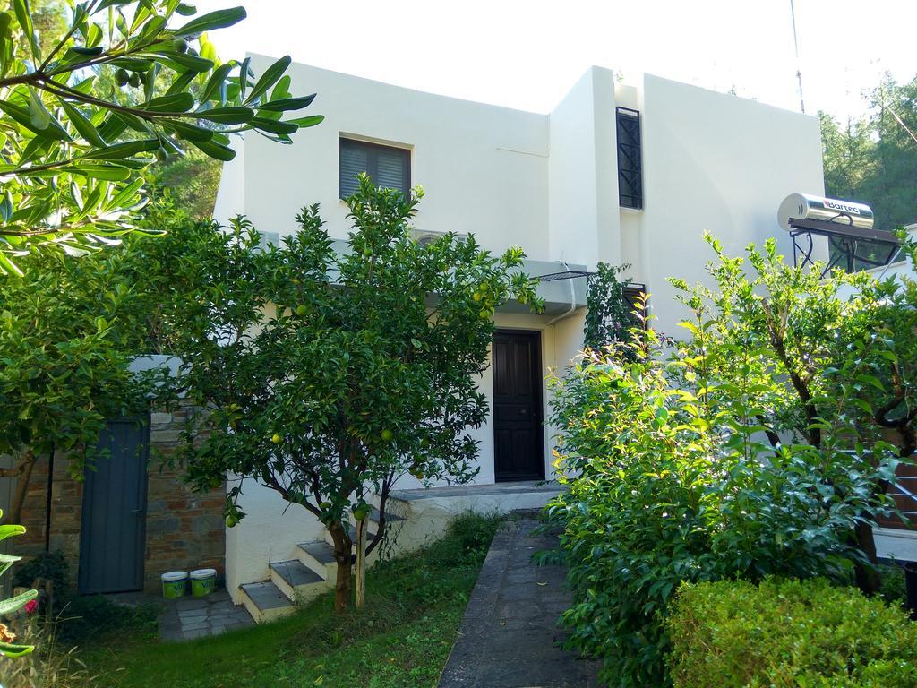 Sani Villa Maria ภายนอก รูปภาพ