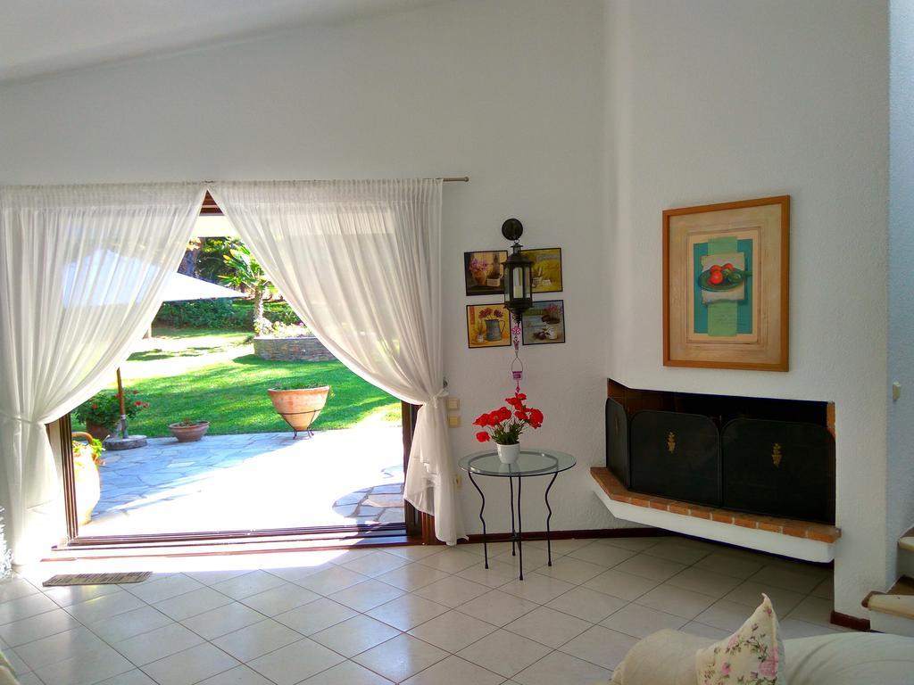 Sani Villa Maria ภายนอก รูปภาพ
