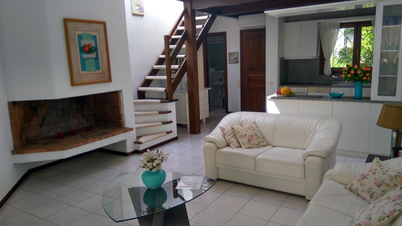 Sani Villa Maria ภายนอก รูปภาพ