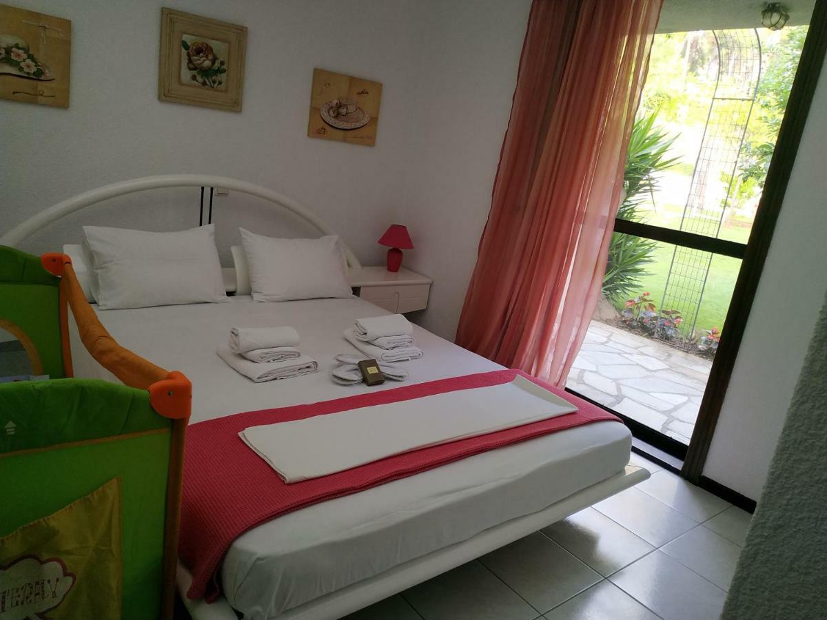 Sani Villa Maria ภายนอก รูปภาพ